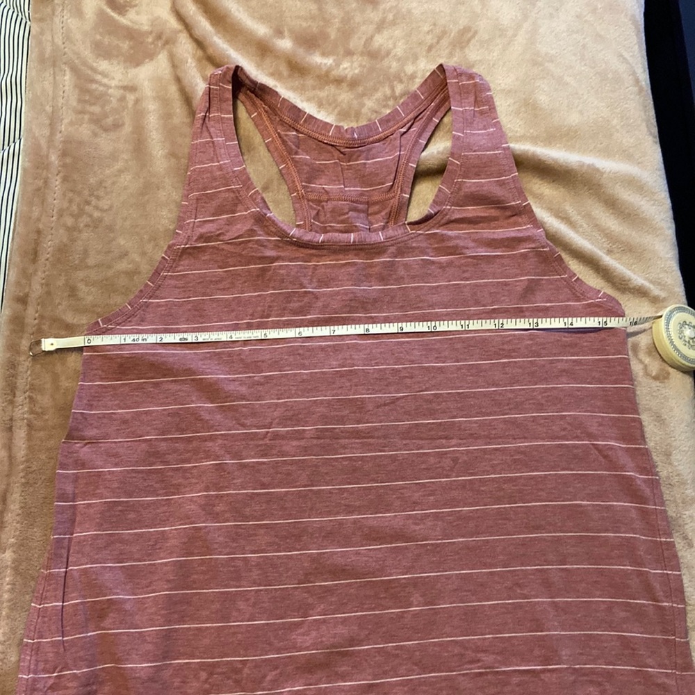 Lululemon tank